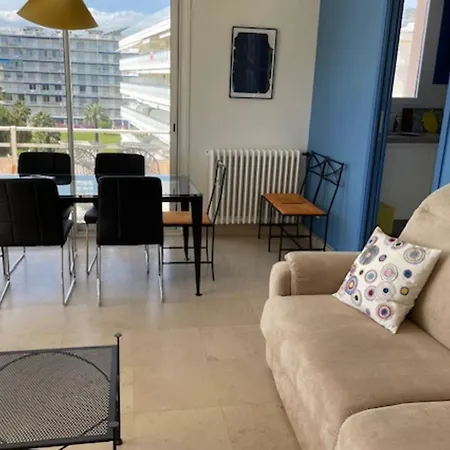 Apartment Flat With Terrace On The Croisette *